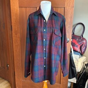 Vintage 100% Pure Virgin Wool St. John’s Bay“flannel” Button up Shirt Med Tall